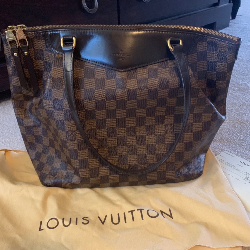 Louis Vuitton Handbag